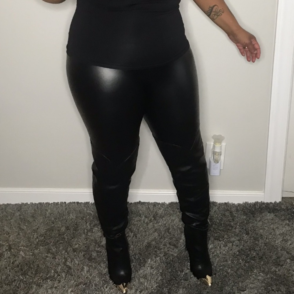 Faux leather leggings